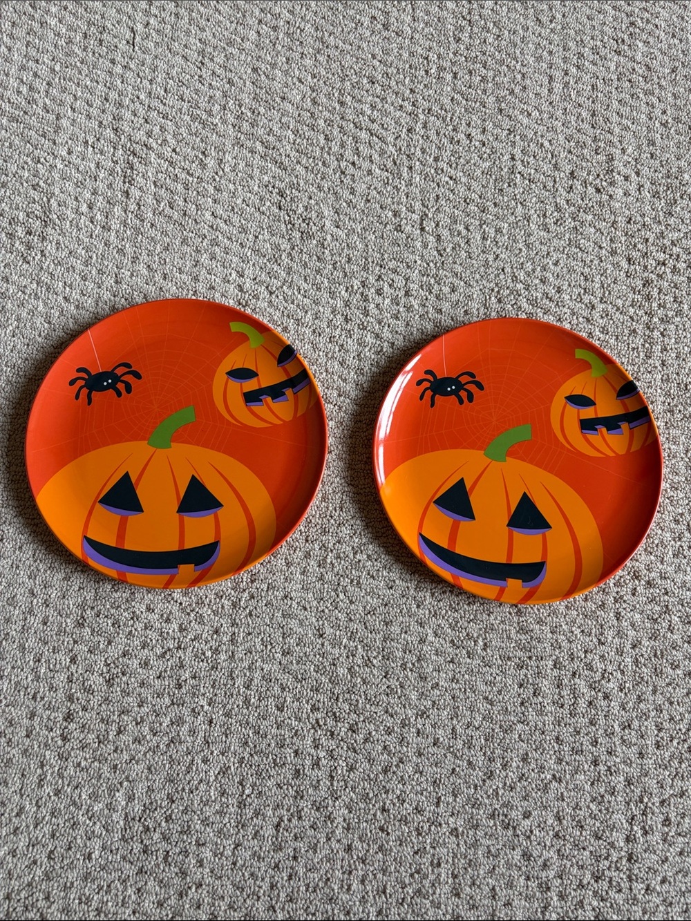 Festive Orange Pumpkin Dinner/Serving Plates - Halloween Party Set